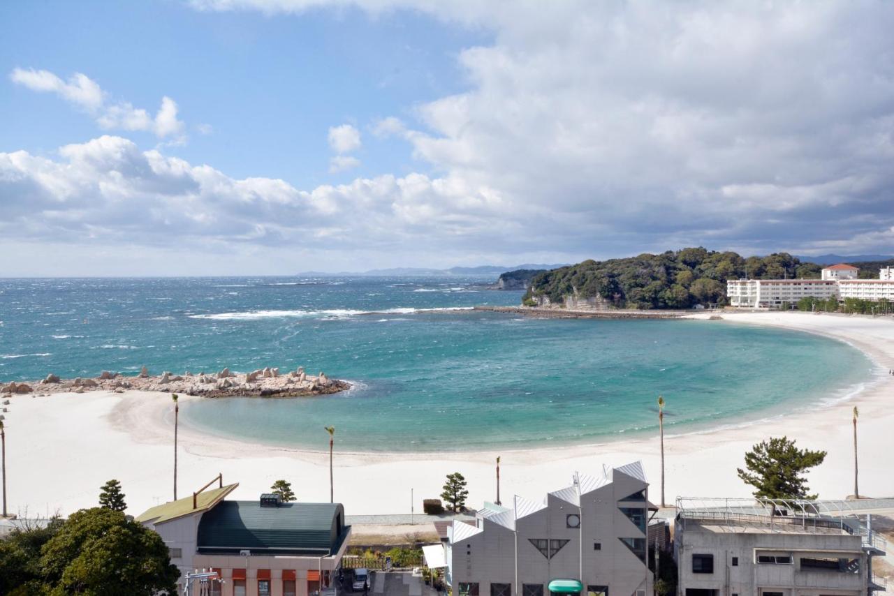 Hotel Sanrakuso Shirahama Eksteriør bilde