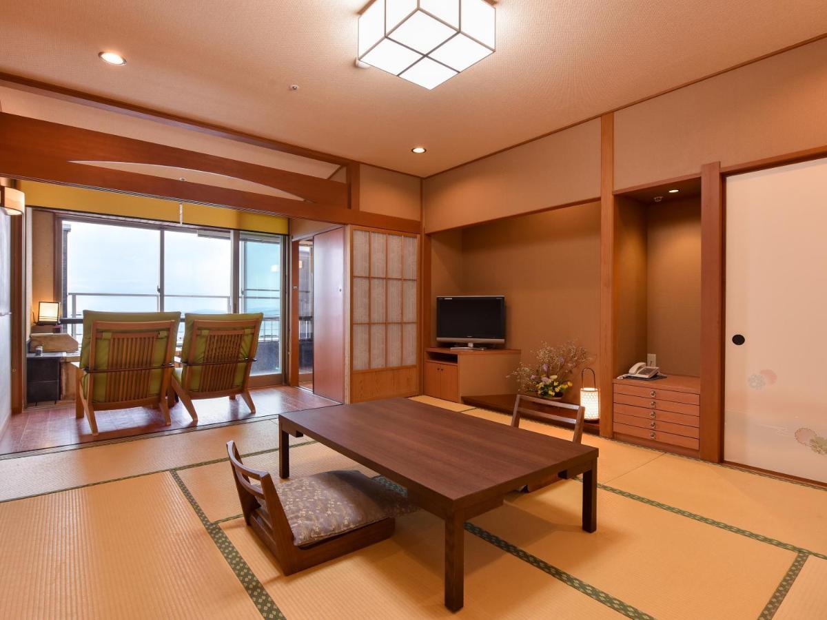 Hotel Sanrakuso Shirahama Eksteriør bilde